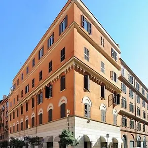 Otel Lh Lloyd, Roma